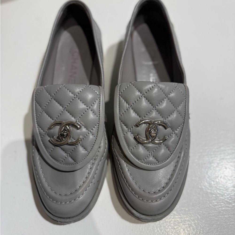 CHANEL Silver Quilted Loafers - Picture 3 of 4